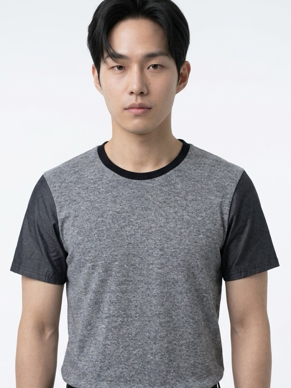 CARBON | Gray Tee Black Faux Leather Short Sleeves Men’s Size Medium